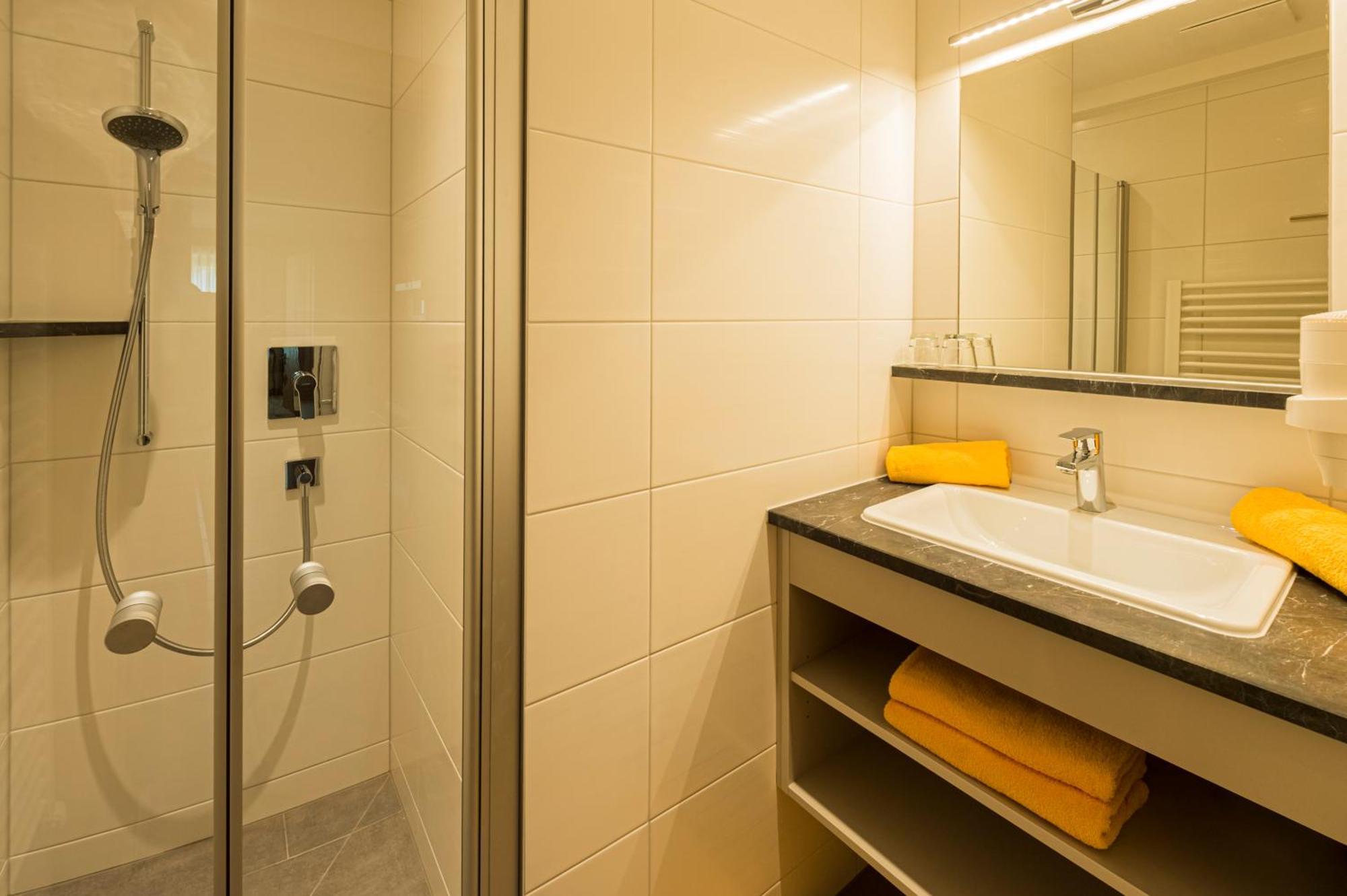 Apartments Tirolerhaus Kossen Bilik gambar